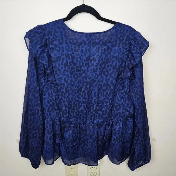 Torrid Chiffon Ruffled Surplice Crop Top Size 2X - Picture 7 of 11